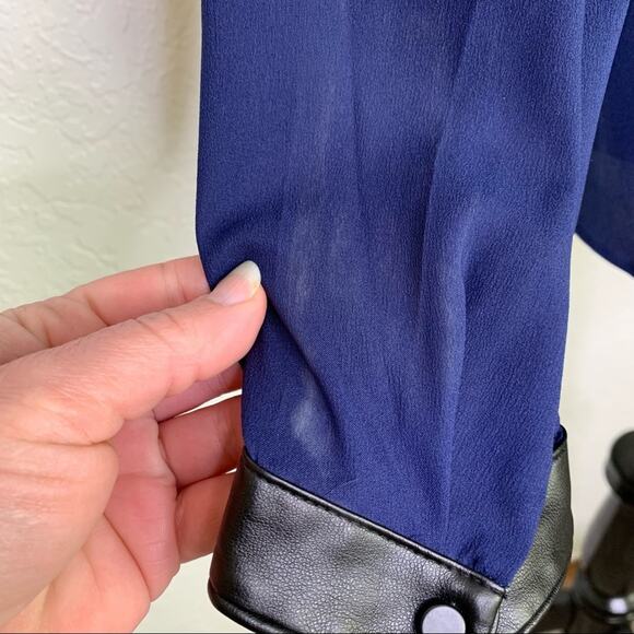 Ann Taylor navy blue popover black faux leather trim size Small - Picture 8 of 11